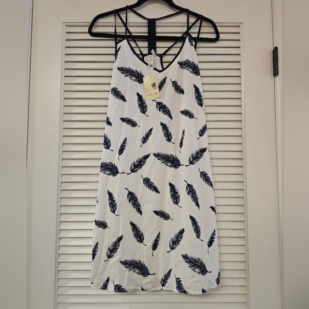 Pink Owl - (NWT) Navy Blue & White Feather Lightweight Dress With Lining